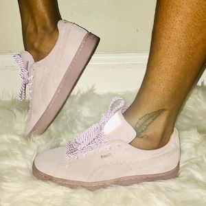PUMA Suede Lavender Women’s Sneaker